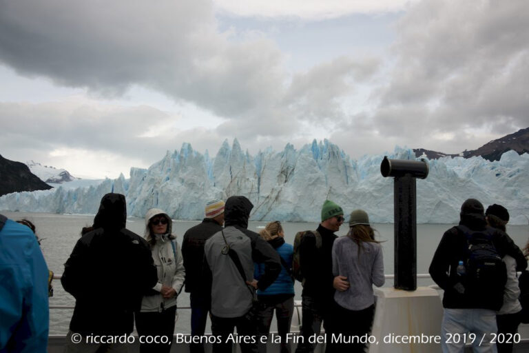 Giro in barca per ammirare la parete anteriore ghiacciaio Perito Moreno